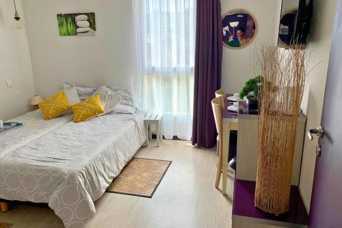 Photo de la galerie de l'établissement [Tithome 305]Charmant appartement 4 personnes, à Lourdes