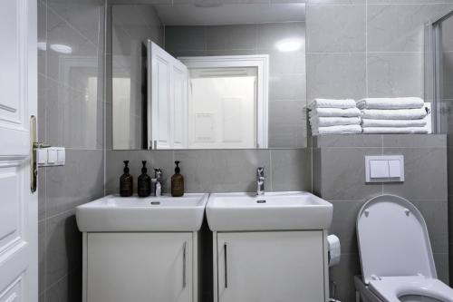 Bagno di Lé David City Apartments 1020