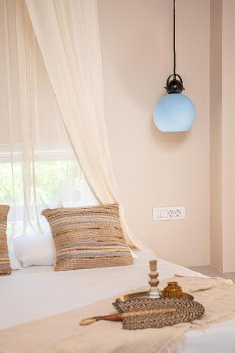 Artemide city places _Leon tiny suite