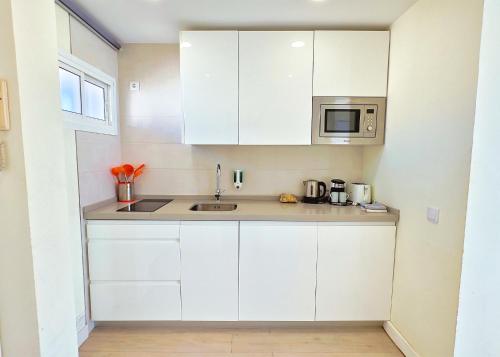 Great studio Beachfront Marbella center Neptuno building Ninth floor