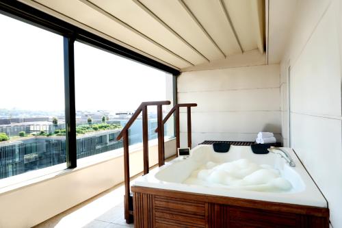 Suite with Spa Bath