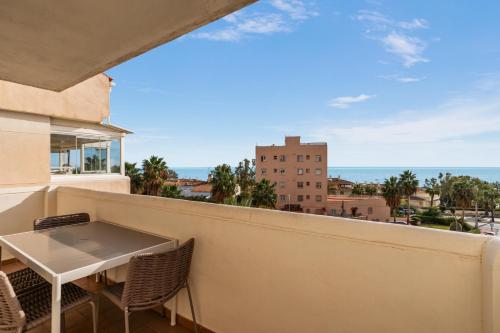 Torrequebrada apartment by Costarentals - Ref 238
