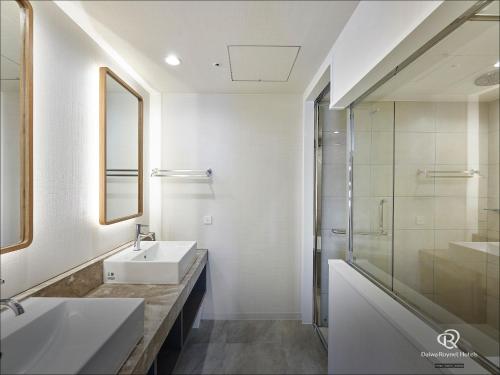 Bagno di Daiwa Roynet Hotel NAHA-OMOROMACHI PREMIER