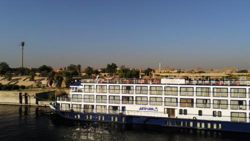Fotografie z fotogalerie ubytování King of Thèbes, 5 Stars Nile Cruise from Luxor 4N Saturday to Wednesday, from Aswan 3N Wednesday to Saturday v destinaci Al Aqālitah
