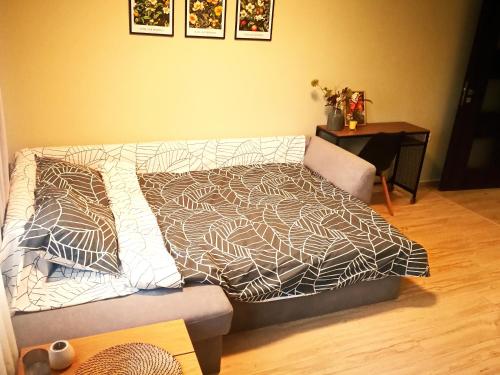 Кровать или кровати в номере Kalina Apartment Kazanlak