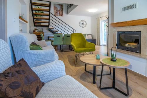 Χώρος καθιστικού στο Villa in Omiš inland/4 stars+heated pool