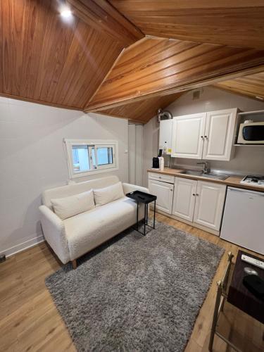 Kuchyňa alebo kuchynka v ubytovaní Charmante Maison centre deauville