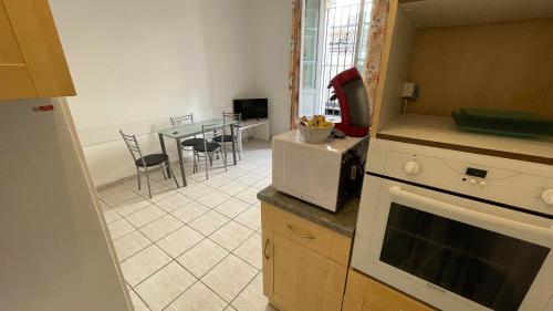 Modest one bedroom apartment