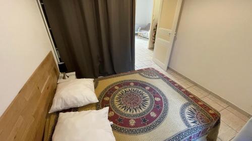 Modest one bedroom apartment