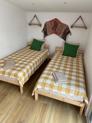 Un pat sau paturi într-o cameră la VISIT MOURA - Retiro da Mouraria