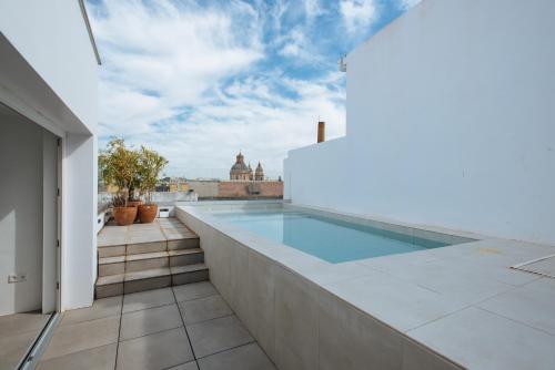 Eva Recommends Castellar Pool & Terrace