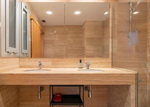 Modern apartment near Pl. España