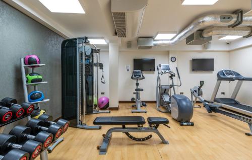 Fitness centrum a/nebo fitness zařízení v ubytování Mercure Edinburgh Haymarket