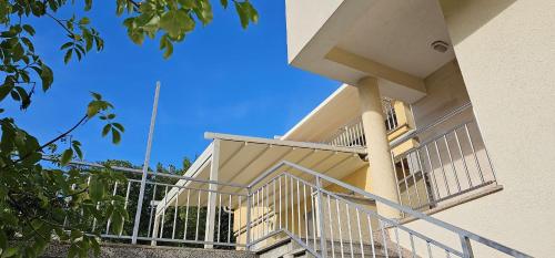 Μπαλκόνι ή βεράντα στο Apartments Adria Danka