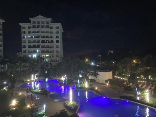 Kolam renang di atau dekat dengan Luxury Condo Jaco Beach