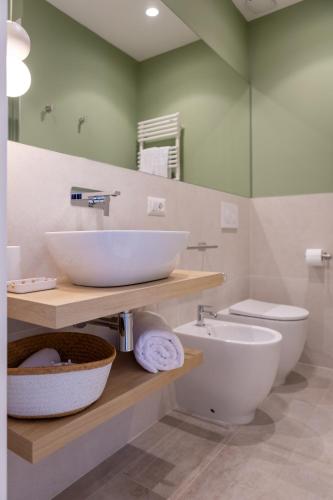633 APPIA DESIGN ROOM photo 29