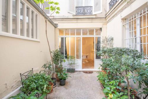 Best part of Saint-Germain-des Pres / 3 bedrooms