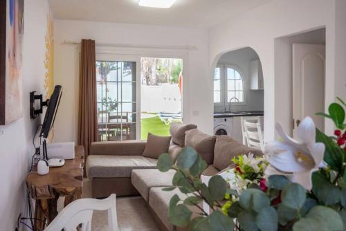Corralejo Boutique Art Villa Fuego with Private Pool BBQ 20 seconds to the Beach by Amazzzing Travel