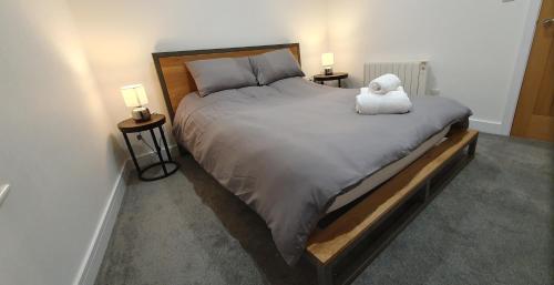 En eller flere senge i et værelse på Imperial Apartments. Brand New, 2 Bed In Goole.