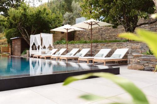 Bazén v ubytování Campos River House nebo v jeho okolí