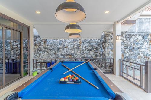 Τραπέζι μπιλιάρδου στο Mew villa 3 pattaya