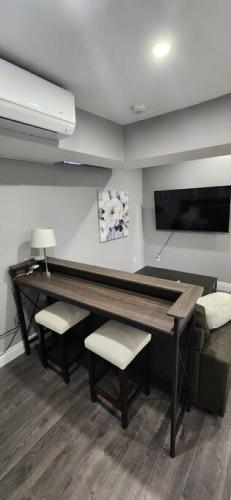 Gallery image of 12- Exec 1BD-Wifi-AC-Workspace in Windsor
