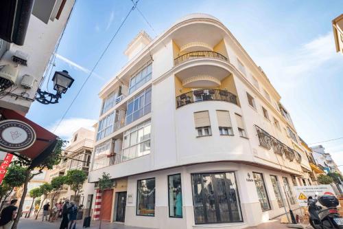 Penthouse in Old Town, 100m from the beach