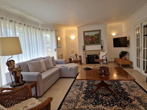 RENT4REST GOLF LOVERS PARADISE 4BR VILLA WITH Pool
