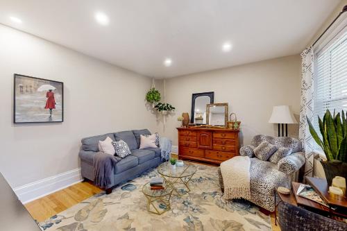 Luxe 1880, Experience Home – Photos 3