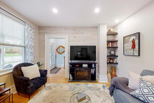 Luxe 1880, Experience Home – Photos 4