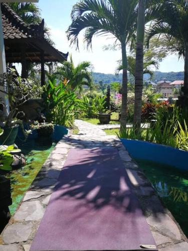 Κήπος έξω από το Villa Asri Karangasem