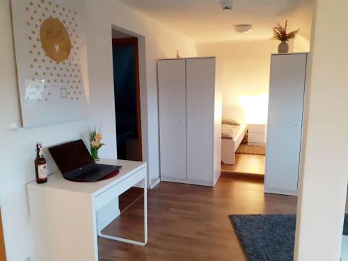 Fotografie z fotogalerie ubytování Chic Apartment in Obertshausen v destinaci Obertshausen