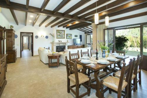 Villa La Sort by Villa Plus