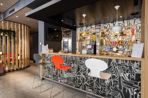 Lounge nebo bar v ubytování ibis Geneve Centre Lac