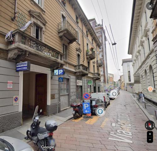 Intrho Navigli-Centro Apartment - Modern & Cozy