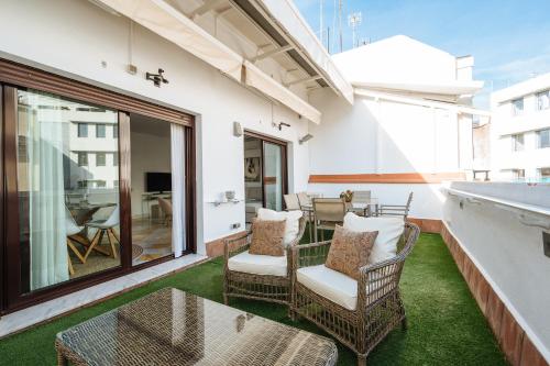 Zaragoza 66, by Homing U