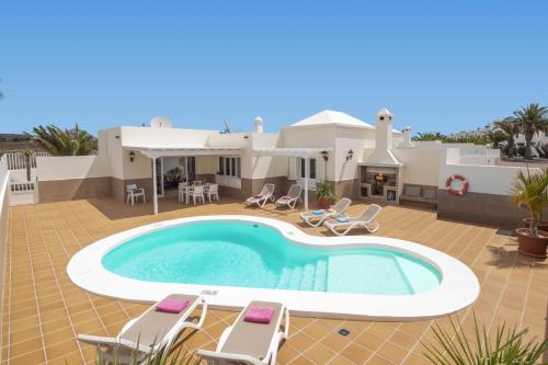 Villa Olivina 1 by Villa Plus