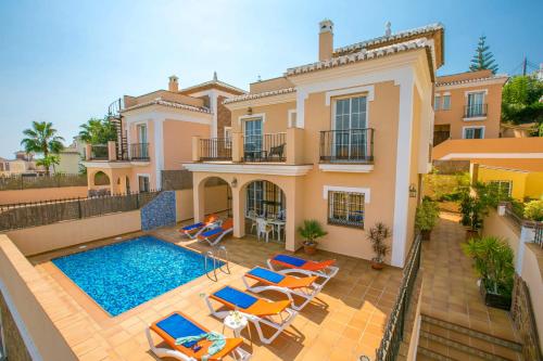 Villa Reyes by Villa Plus