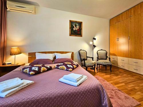 Studio Brancusi 45sqm by Rosuites