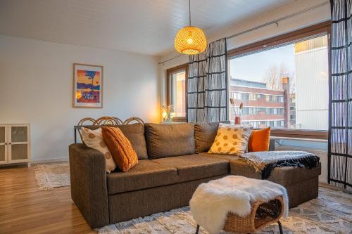 Posezení v ubytování Arctic City Base: 2-room Cozy Apartment
