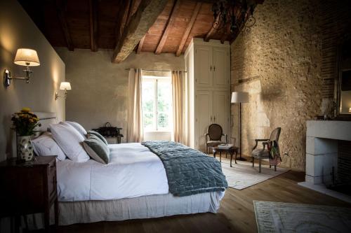 Krevet ili kreveti u jedinici u objektu Les Cieux de Saint-Félix, Maison d'Hôtes & SPA