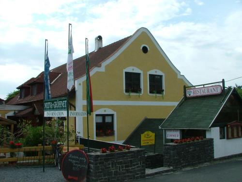 Borbarátok Panzió 8258 Badacsonytomaj, Római út 88. kép - 3