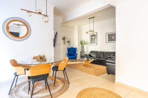 Majestic 2 Glyfada