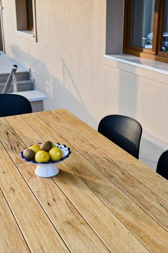 Φαγητό σε αυτό το διαμέρισμα ή κάπου εκεί κοντά