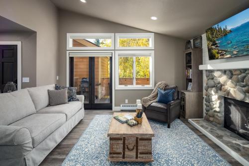 Φωτογραφία από το άλμπουμ του 128 McCloud - Luxury Couples Retreat σε Incline Village