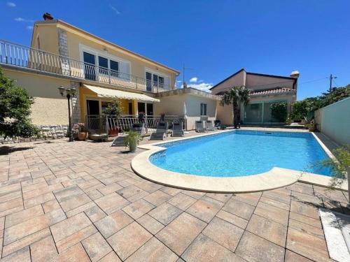 Apartment in Croatia near Adriatic Coast