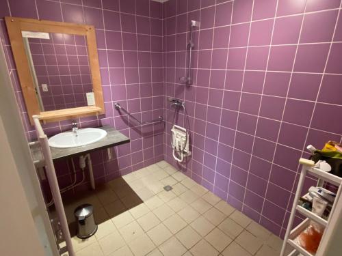Ett badrum på Appartement Autrans-Méaudre en Vercors-Autrans, 3 pièces, 6 personnes - FR-1-737-74