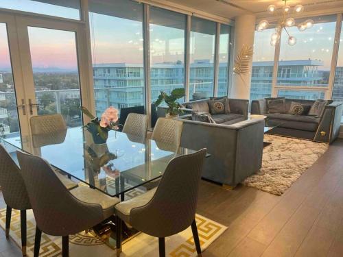 BrandNew Penthouse furnished with Versace 頂級閣樓公寓