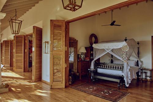 Una cama o camas en una habitación de Villa SPACE
