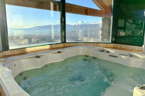 CHALET DE LA COULEE - Chalet de grand standing avec spa offrant une vue sur la vallée